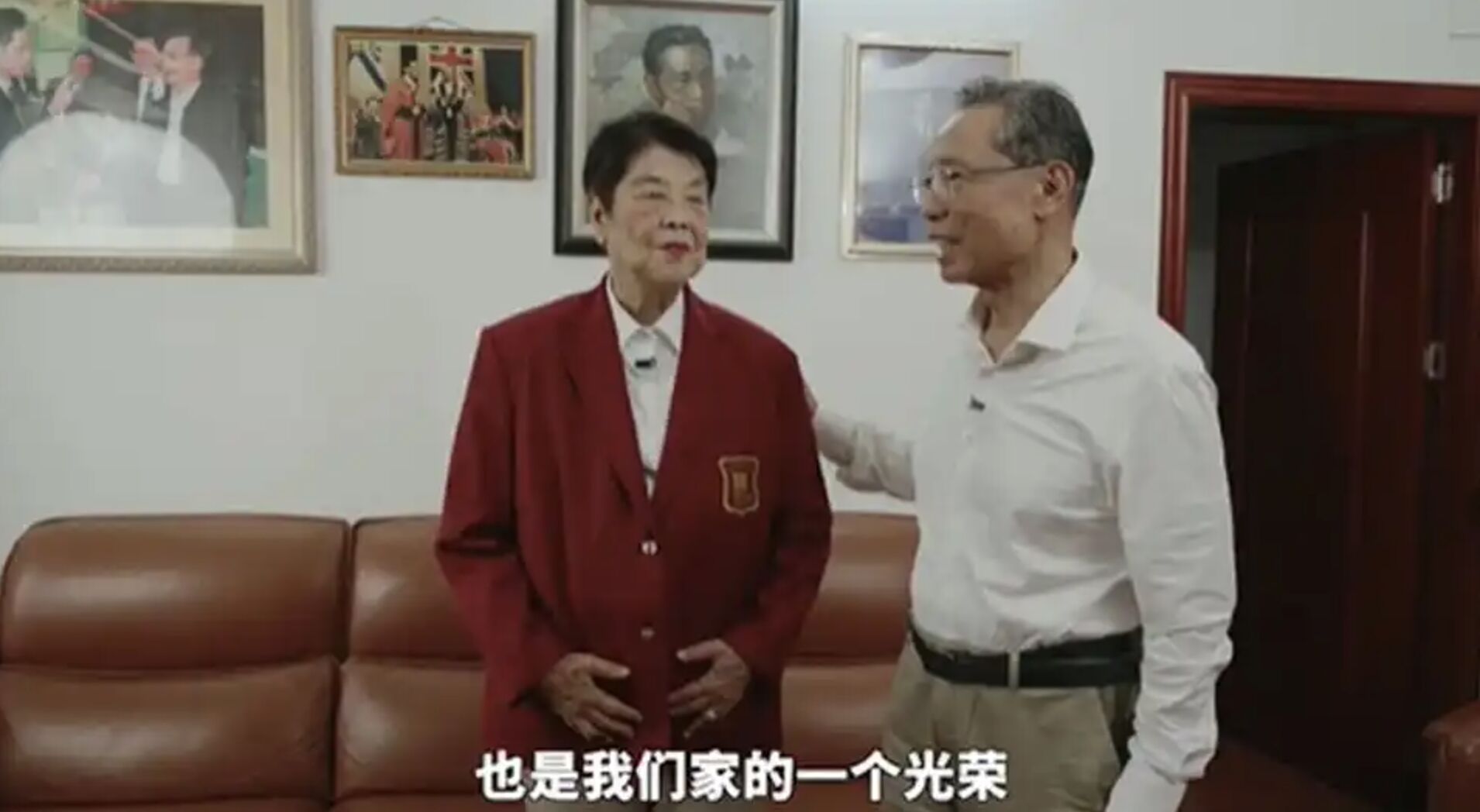 ▲大陸第一代女籃國手李少芬（圖左）與丈夫鍾南山（圖右）。（圖／翻攝微博）