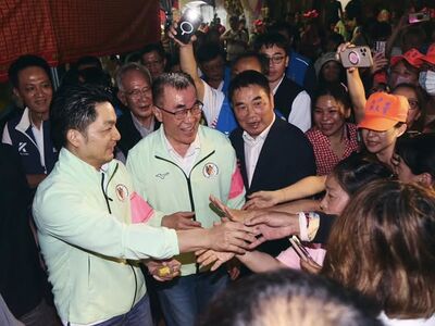 縣市首長齊聚白沙屯媽祖起駕　蔣萬安曝太太也是香燈腳