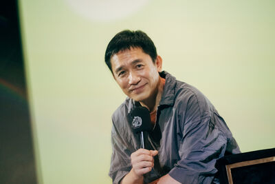 拍王家衛電影「狂吃梨40次」回家崩潰！　梁朝偉親吐秘辛認：處於表演最後階段