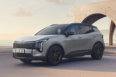 Kia「新中型休旅Sportage」黑化又帥又好看！台灣小改款今年見