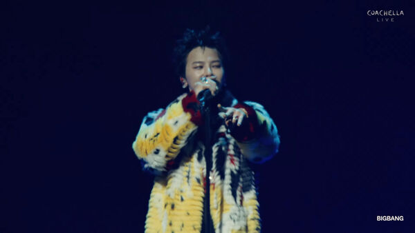 ▲BIGBANG唱舊歌，引起粉絲淚崩。（圖／翻攝自Outdoor Theatre - Live from Coachella 2026 YouTube）