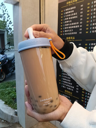 ▲▼桃園龍潭美食「奶妹茶舖 Peko Tea Shop」，竟然還有一杯25元的珍奶！（圖／部落客芽月提供）