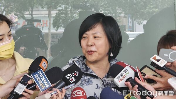 ▲▼民眾黨立委李貞秀受訪。（圖／記者呂佳賢攝）