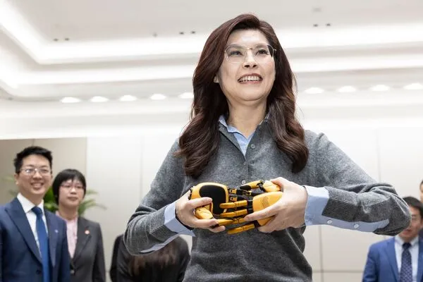 ▲▼。（圖／翻攝自Facebook／鄭麗文）