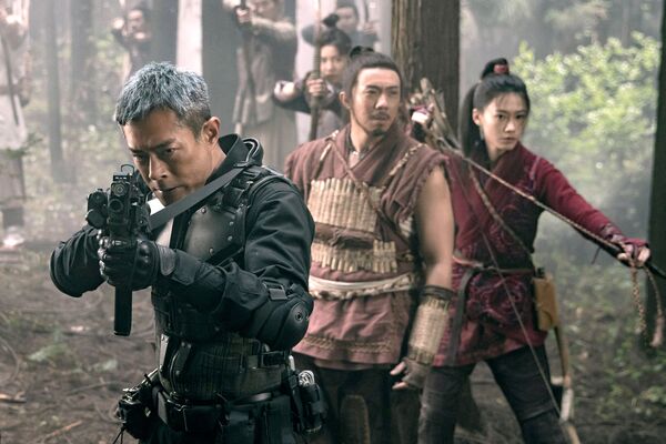 ▲《尋秦記PLUS+多元宇宙版》古天樂、張繼聰、廖子妤、林峯、騰麗名、郭羨妮、宣萱。（圖／華映提供）