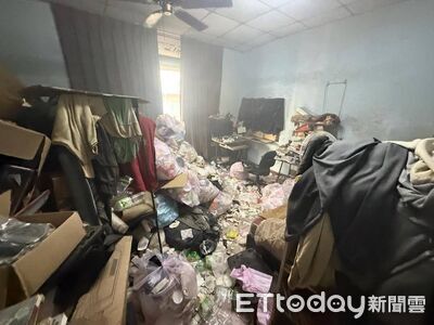 台南民宅火警!警消3分鐘撲滅救出女屋主 屋內堆滿雜物畫面曝