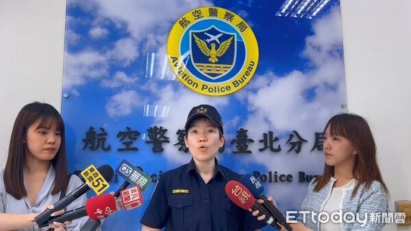 ▲航警局台北分局警備隊長蔡佳彣說明案情。（圖／記者張君豪翻攝）