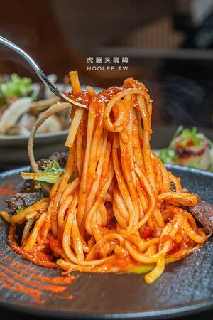 ▲▼C&rsquo;est Bon Bar & Restaurant 河堤店。（圖／虎麗笑嗨嗨授權提供）