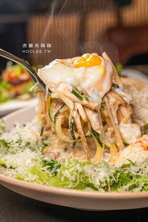 ▲▼C&rsquo;est Bon Bar & Restaurant 河堤店。（圖／虎麗笑嗨嗨授權提供）