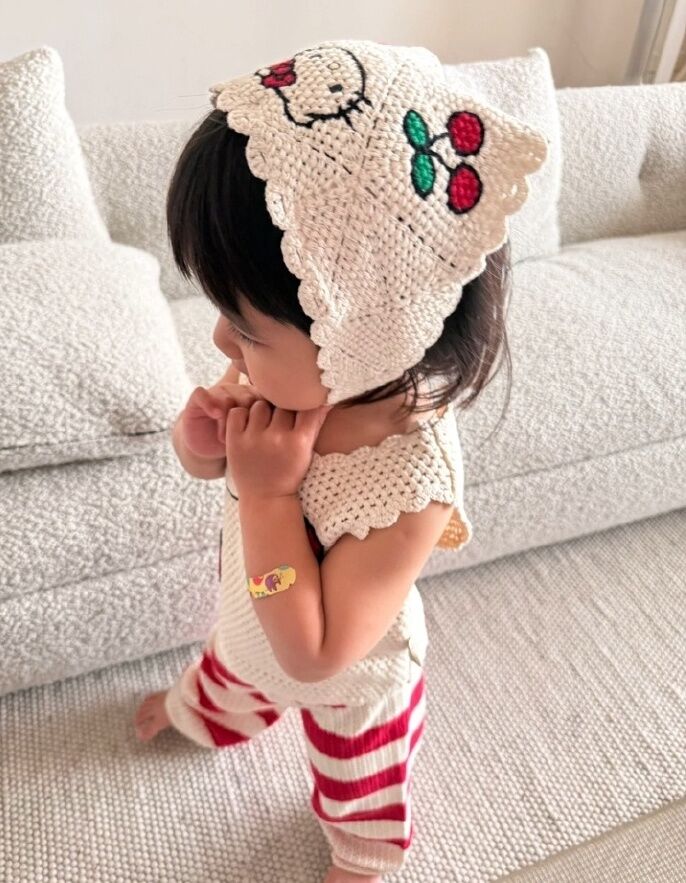 ▲明道2歲女兒正面近照曝光。（圖／翻攝自微博）