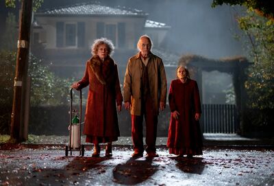 溫子仁出手!《陰兒房:穿越陰深處》首支預告曝 「靈媒愛麗絲」回歸網嗨爆