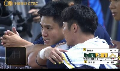 兄弟投捕溝通失靈　蔡明里籲別把情緒擺前面：那球迷的放哪？