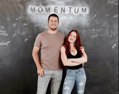 鮑爾要來了嗎？美女經紀人現身新莊觀戰  驚呼：音樂沒停過