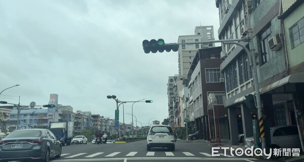▲▼     鼓山二路        。（圖／記者張雅雲攝）