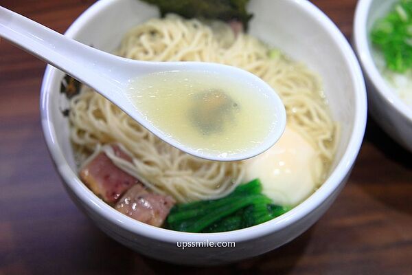 ▲▼滿雞軒。（圖／UPSSMILE向上的微笑萍子 旅食設影授權提供）