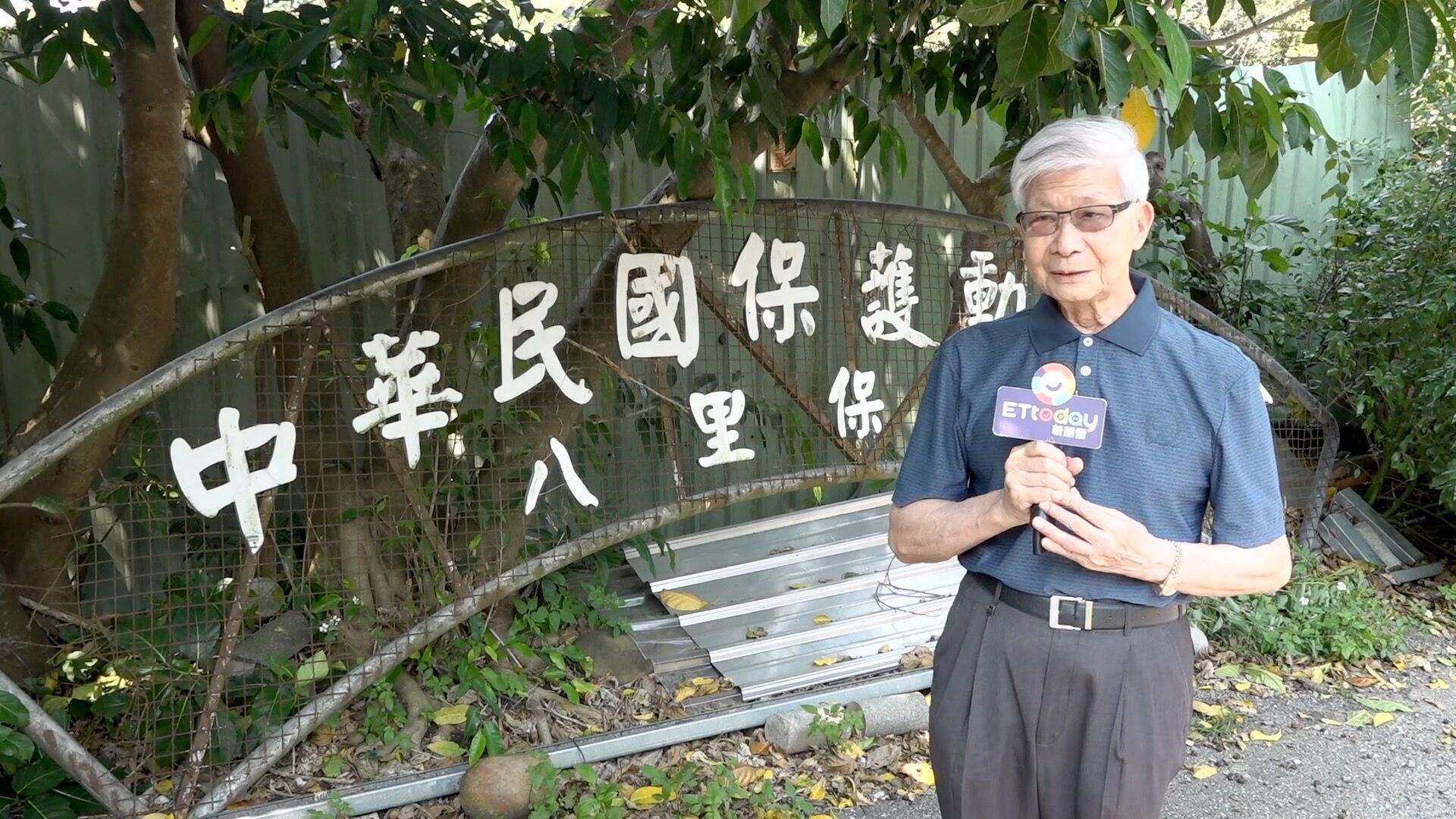 ▲瑪氏員工赴八里陪伴流浪毛孩　攜手APA送暖全台。（圖／記者劉亮亨攝）