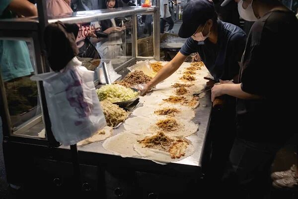 ▲▼霧峰紋綻潤餅。（圖／美熊很愛吃授權提供）