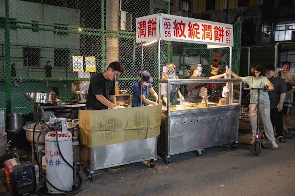 ▲▼霧峰紋綻潤餅。（圖／美熊很愛吃授權提供）