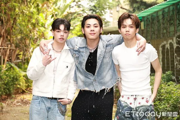 ▲▼益極娛樂餐敘，新⽣代歌⼿8lak張鈞、2000WTX王泰翔、JJJ高嘉佑出席。（圖／記者黃克翔攝）