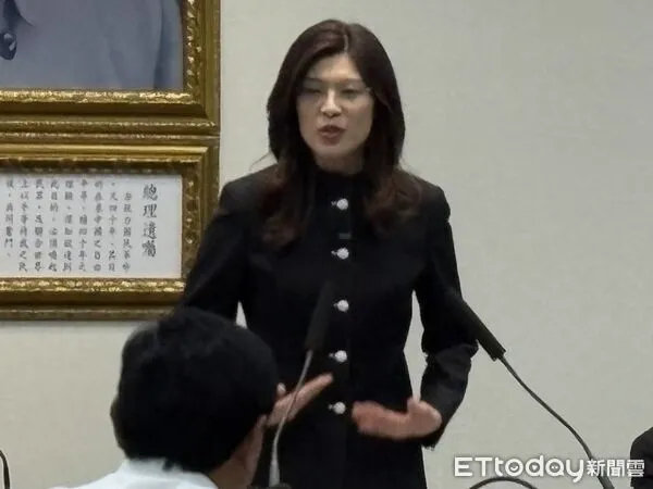 ▲▼國民黨主席鄭麗文中常會致詞。（圖／記者鄭佩玟攝