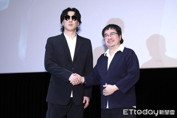 ▲▼ 國家影視聽中心Ｘ蕭煌奇台語單曲MV〈做陣來去看電影〉發佈記者會。左蕭煌奇、右國家電影及視聽文化中心董事長褚明仁 。（圖／記者劉耿豪攝）