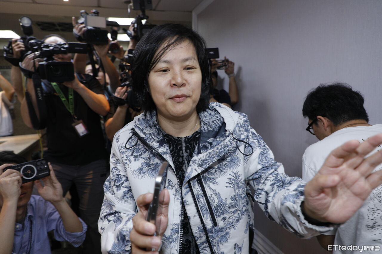 嘆李貞秀仍信柯文哲是好人 前幕僚揭往事:別再認為離職跟柯無關