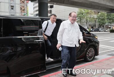 快訊／新北警副局長親自拜會！李乾龍仍拒報案：追蹤器已丟棄