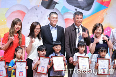 基隆表揚997位模範兒童　謝國樑：多元學習成果豐碩