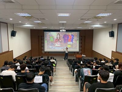 嘉大攜手國立大學系統辦轉播工作坊！足球小蔡傳授自媒體祕辛