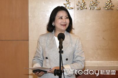 柯志恩喊話黨團「不要把我們賣了」 吳思瑤嗆藍:別把台灣賣了