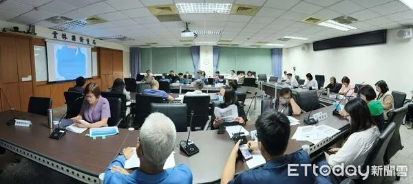 ▲疾管署與地方衛生單位聯手進行防疫整備，因應進香人潮帶來的風險。（圖／記者游瓊華翻攝）