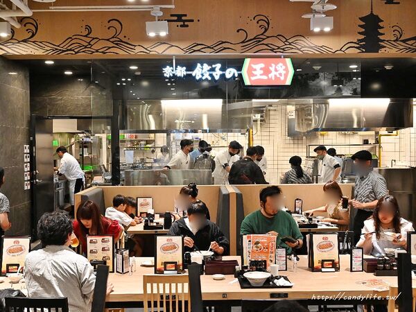 ▲▼台中漢神洲際購物廣場B1美食街。（圖／部落客陳小可的吃喝玩樂授權提供）