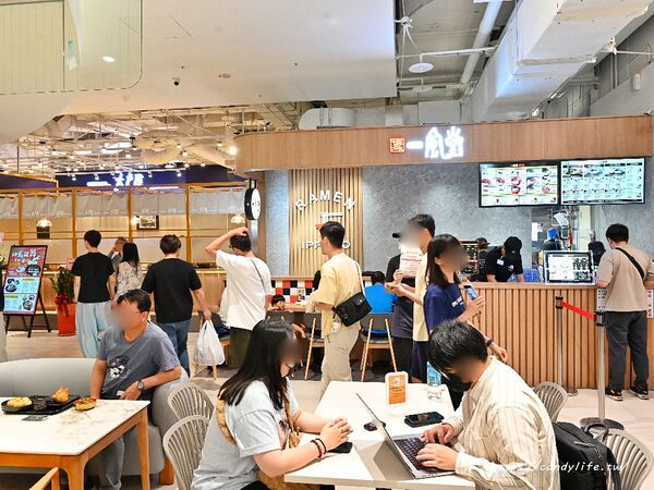 ▲▼台中漢神洲際購物廣場B1美食街。（圖／部落客陳小可的吃喝玩樂授權提供）