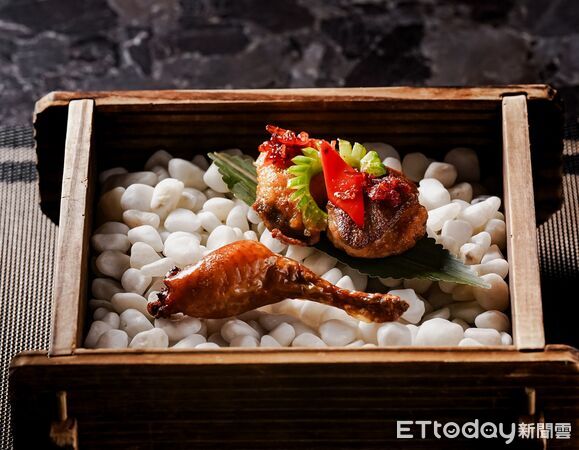 ▲高雄米其林一星「雋Gen」換主廚　阿一鮑魚創辦人關門弟子李雲浩掌舵。（圖／業者提供）