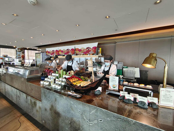 ▲▼50樓Caf&eacute;自助餐廳。（圖／WISELY`S 拍拍照寫寫字授權提供）