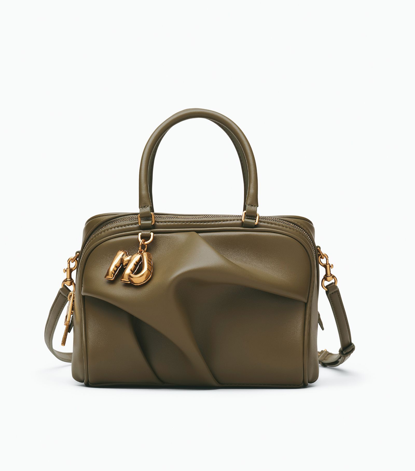 Wave氣球斜跨手拿包（中） NT$31,000。（美之心提供）