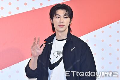 許光漢私下超愛動「還想學滑板」！親設計Nike T恤　現身台北101新店