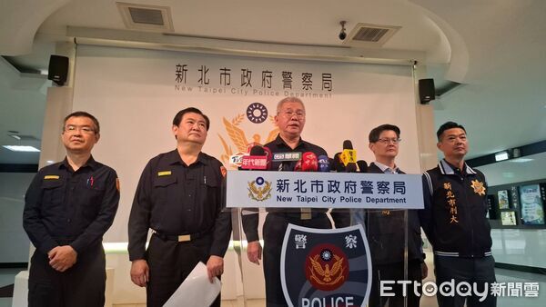 ▲▼             國民黨副主席李乾龍的座車爆出遭裝追蹤器，新北警副局長林武宏親自拜訪詢問案情。（圖／記者陸運陞翻攝，下同）