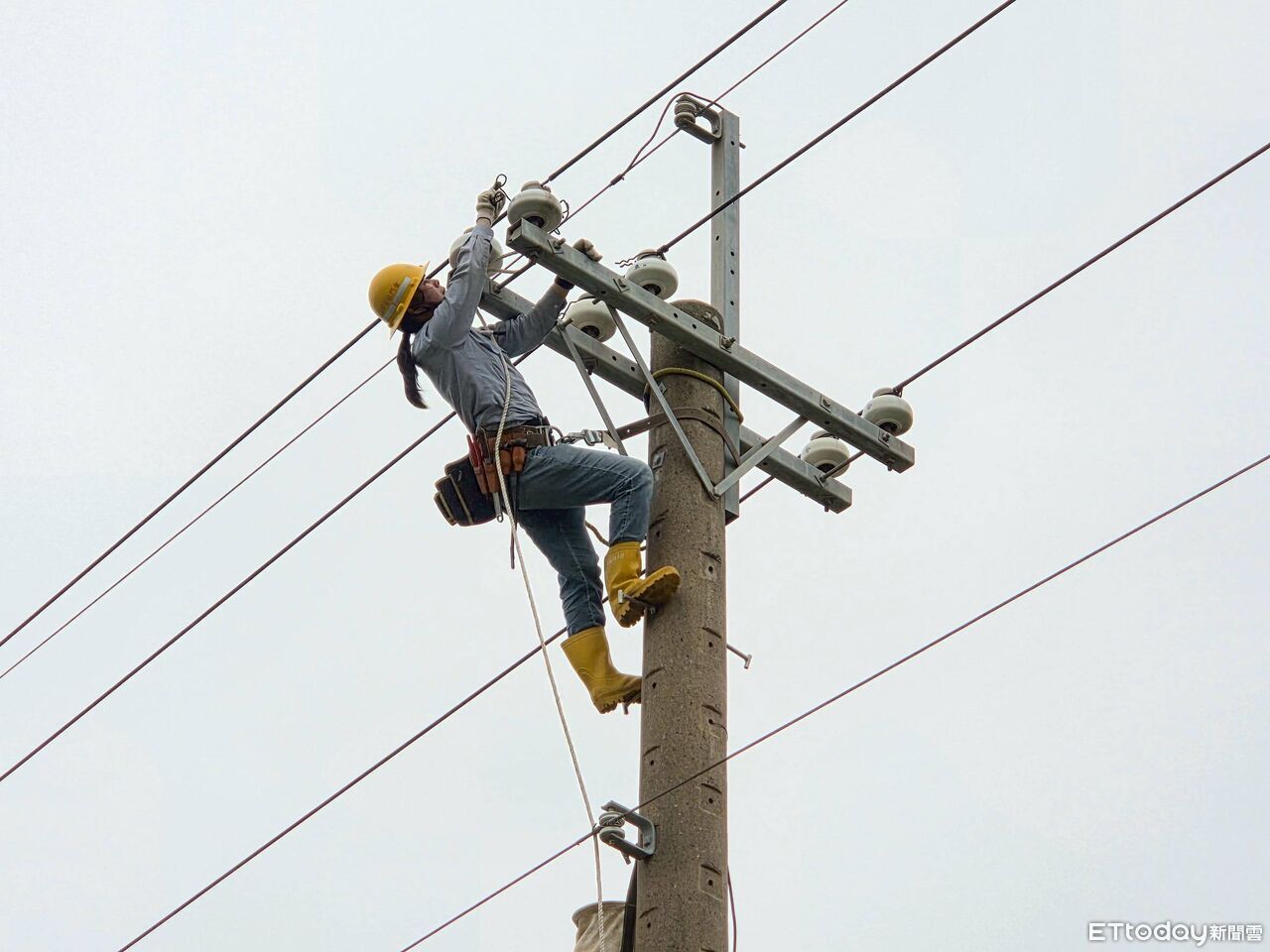 ▲▼ ▲台電金門區15日正式啟動大規模的配電線路維護專案。（圖／台灣電力公司金門區營業處提供）