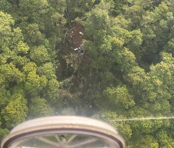 起飛5分鐘失聯！印尼直升機墜毀8人全罹難　發現殘骸