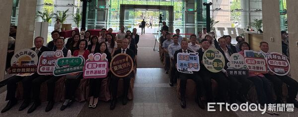 ▲▼響應「世界公共運輸日」，公共運輸5月推出優惠。（圖／記者李姿慧攝）