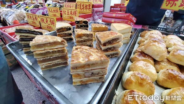 ▲▼白沙屯媽祖進香46萬香客撐不起買氣，北港餅店業績暴跌4成。（圖／記者黃彥傑攝）