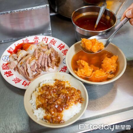 美食雲,基隆滷肉飯節,滷肉飯,基隆滷肉飯王者爭霸,基隆廟口22號攤的滷肉飯豬腳組合