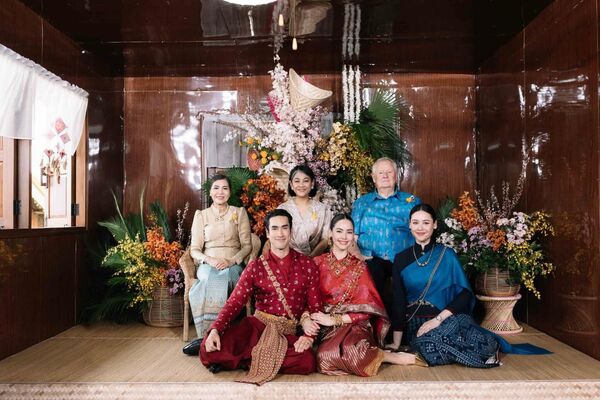 ▲▼泰國國民CP結婚！Nadech、Yaya孔敬府遵循傳統儀式辦婚禮。（圖／翻攝自X）