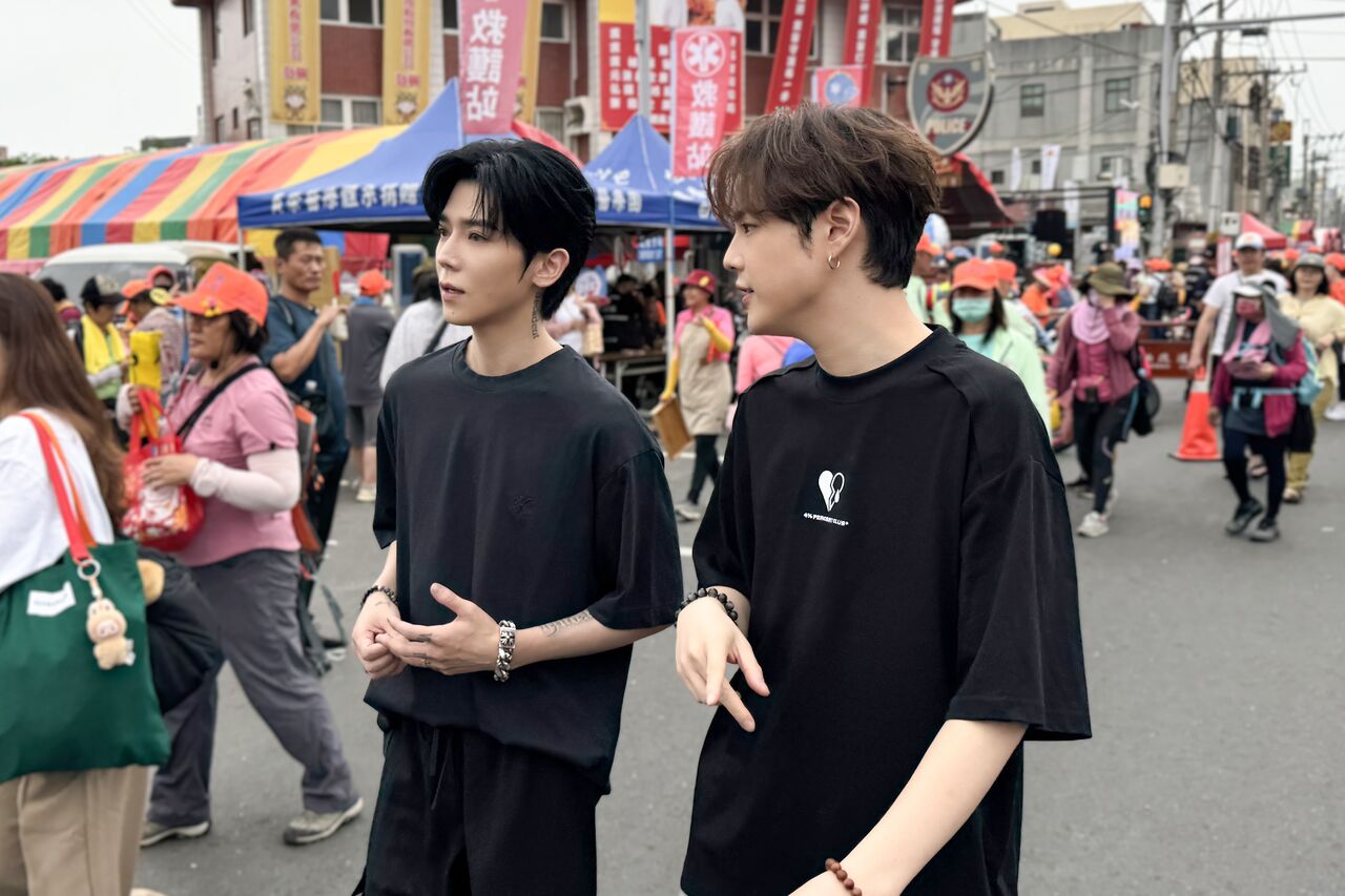 ▲▼畢書盡、郭家瑋參與白沙屯媽祖進香。（圖／索尼提供）