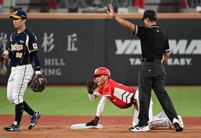 快訊／郭天信跨季連22盜破聯盟紀錄　相隔9680天改寫陳瑞振障礙