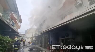 快訊／宜蘭民宅2樓火警！巷弄飄竄大量濃煙　嬤孫急逃命