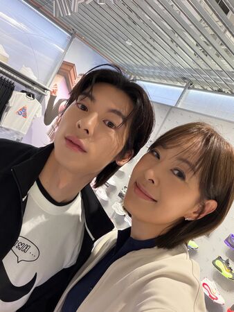 ▲▼賈永婕貼臉許光漢！向子瑜媽宣戰：我贏了啦。（圖／翻攝自臉書）