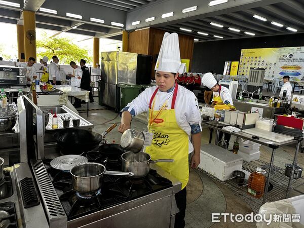 ▲嘉南藥理大學西餐隊遠征馬來西亞，勇奪4銀2銅佳績。（記者林東良翻攝，下同）