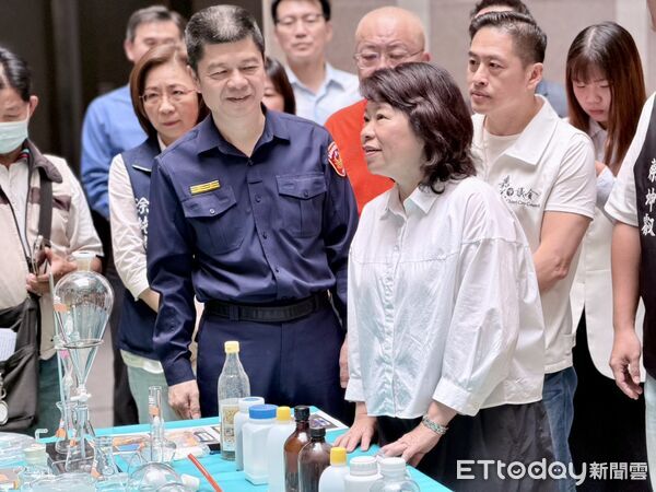 ▲▼ 嘉市警雷霆掃毒打詐肅槍！「喪屍煙彈、拉布布毒咖啡包」無所遁形 市長黃敏惠慰勉治安英雄 。（圖／記者翁伊森攝）